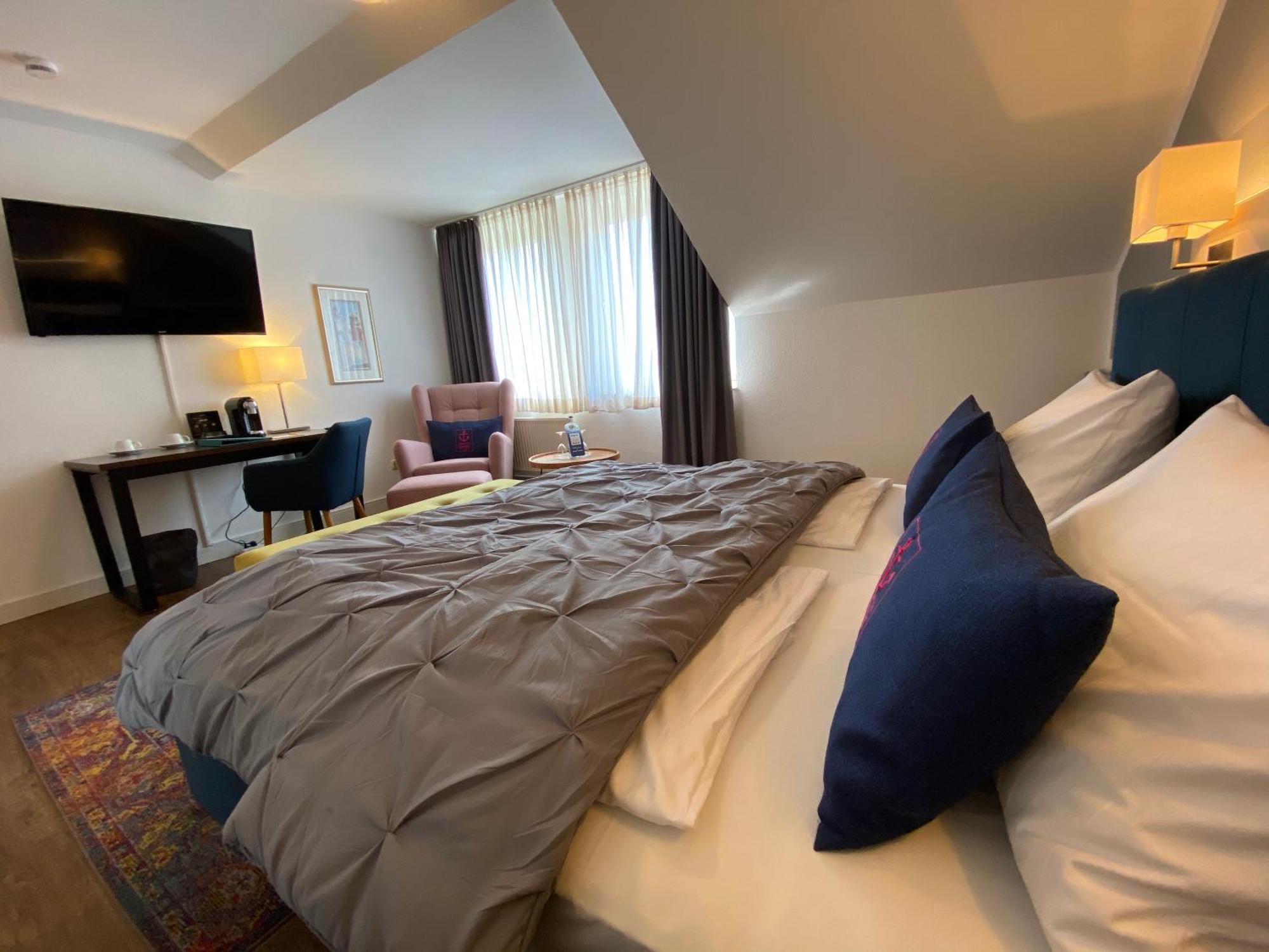 Hafen Hotel Schuetzenhof Burg auf Fehmarn Bilik gambar
